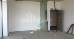 公寓 57.65 平方米的公寓 - 莱赫和玛丽亚·卡钦斯基, Batumi, 佐治亚州。