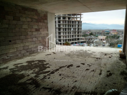 公寓 43.18 平方米的公寓 - 莱赫和玛丽亚·卡钦斯基, Batumi, 佐治亚州。