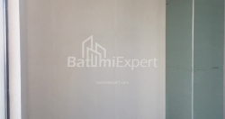 公寓 50.65 平方米的公寓 - 莱赫和玛丽亚·卡钦斯基, Batumi, 佐治亚州。