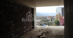 公寓 38.77 平方米的公寓 - 莱赫和玛丽亚·卡钦斯基, Batumi, 佐治亚州。