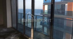 公寓 50.65 平方米的公寓 - 莱赫和玛丽亚·卡钦斯基, Batumi, 佐治亚州。