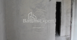 公寓 74.8 平方米的公寓 - 莱赫和玛丽亚·卡钦斯基, Batumi, 佐治亚州。