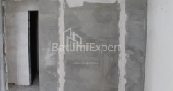 公寓 74.8 平方米的公寓 - 莱赫和玛丽亚·卡钦斯基, Batumi, 佐治亚州。