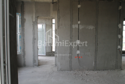 在建目标房产 55.8 平方米的公寓 - 莱赫和玛丽亚·卡钦斯基, Batumi, 佐治亚州。