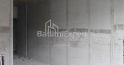 在建目标房产 35.1 平方米的公寓 - 莱赫和玛丽亚·卡钦斯基, Batumi, 佐治亚州。