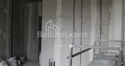 在建目标房产 28.1 平方米的公寓 - 莱赫和玛丽亚·卡钦斯基, Batumi, 佐治亚州。