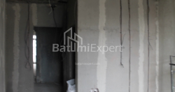 在建目标房产 28.1 平方米的公寓 - 莱赫和玛丽亚·卡钦斯基, Batumi, 佐治亚州。