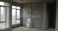 在建目标房产 55.8 平方米的公寓 - 莱赫和玛丽亚·卡钦斯基, Batumi, 佐治亚州。