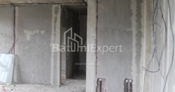 在建目标房产 55.8 平方米的公寓 - 莱赫和玛丽亚·卡钦斯基, Batumi, 佐治亚州。