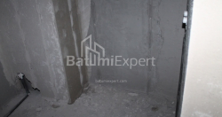 在建目标房产 74.8 平方米的公寓 - 莱赫和玛丽亚·卡钦斯基, Batumi, 佐治亚州。