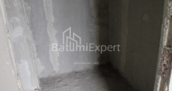 在建目标房产 74.8 平方米的公寓 - 莱赫和玛丽亚·卡钦斯基, Batumi, 佐治亚州。
