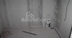 在建目标房产 35 平方米的公寓 - 莱赫和玛丽亚·卡钦斯基, Batumi, 佐治亚州。