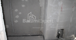 在建目标房产 74.8 平方米的公寓 - 莱赫和玛丽亚·卡钦斯基, Batumi, 佐治亚州。