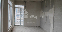在建目标房产 74.8 平方米的公寓 - 莱赫和玛丽亚·卡钦斯基, Batumi, 佐治亚州。
