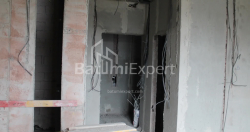 在建目标房产 30.7 平方米的公寓 - 莱赫和玛丽亚·卡钦斯基, Batumi, 佐治亚州。