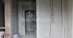 在建目标房产 30.7 平方米的公寓 - 莱赫和玛丽亚·卡钦斯基, Batumi, 佐治亚州。