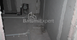 在建目标房产 28.1 平方米的公寓 - 莱赫和玛丽亚·卡钦斯基, Batumi, 佐治亚州。