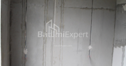 在建目标房产 74.8 平方米的公寓 - 莱赫和玛丽亚·卡钦斯基, Batumi, 佐治亚州。