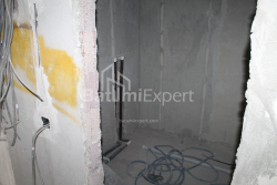 在建目标房产 34.8 平方米的公寓 - 莱赫和玛丽亚·卡钦斯基, Batumi, 佐治亚州。