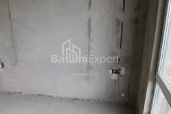 在建目标房产 74.8 平方米的公寓 - 莱赫和玛丽亚·卡钦斯基, Batumi, 佐治亚州。