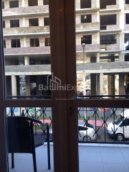 公寓 70 平方米的公寓 - 塞利玛·希姆希亚什维利, Batumi, 佐治亚州。