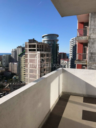 公寓 2-комн 84 m² - 大卫·阿格马谢内布利, Batumi