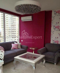 公寓 2-комн 85 m² - 尤里耶夫斯卡娅, Batumi