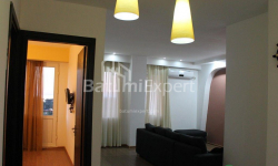 公寓 3-комн 72 m² - 尤里耶夫斯卡娅, Batumi
