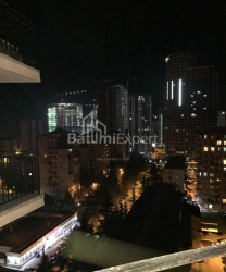 公寓 2-комн 57 m² - 沙尔瓦·伊纳萨里泽, Batumi