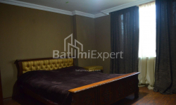 公寓 3-комн 120 m² - 伊利亚·查瓦查瓦泽, Batumi