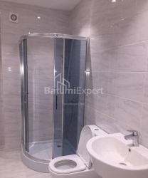 公寓 2-комн 76 m² - 尼科·皮罗斯马尼, Batumi