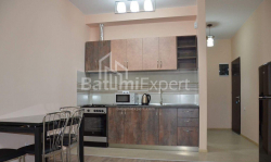 公寓 2-комн 52 m² - 尼科·皮罗斯马尼, Batumi