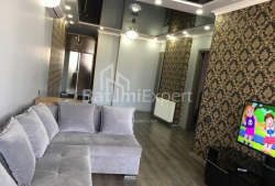 公寓 4-комн 93 m² - 优素福·科巴拉泽, Batumi