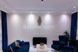 公寓 4-комн 86 m² - 亚历山德拉·普希金, Batumi