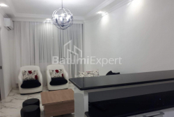 公寓 3-комн 58 m² - 尤里耶夫斯卡娅, Batumi
