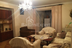公寓 4-комн 125 m² - 鲁斯塔韦利, Batumi