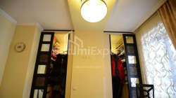 公寓 4-комн 93 m² - Vakhtang Gorgasali, Batumi