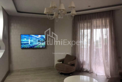公寓 3-комн 113 m² - 尤里耶夫斯卡娅, Batumi