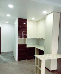 公寓 3-комн 88 m² - 治安官 Khimshiashvili, Batumi