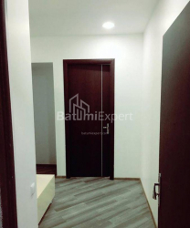 公寓 3-комн 88 m² - 治安官 Khimshiashvili, Batumi