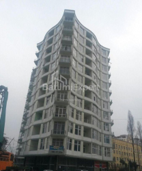 公寓 3-комн 85 m² - 沙尔瓦·伊纳萨里泽, Batumi