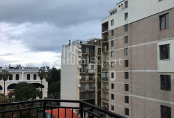 公寓 3-комн 78 m² - 尤里耶夫斯卡娅, Batumi