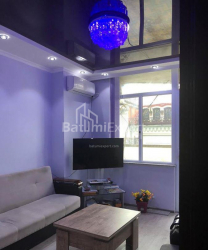公寓 2-комн 76 m² - 阿卡基策烈铁里, Batumi