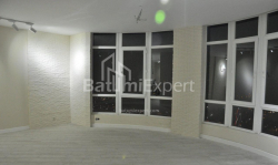 公寓 4-комн 106 m² - 伊凡·贾瓦希什维利, Batumi