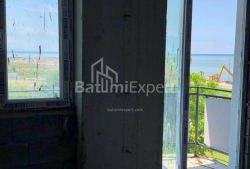 公寓 35 平方米的公寓 - 治安官 Khimshiashvili, Batumi, 佐治亚州。