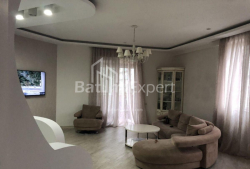公寓 4-комн 113 m² - 尤里耶夫斯卡娅, Batumi