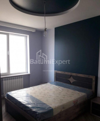 公寓 3-комн 87 m² - 大卫·阿格马谢内布利, Batumi