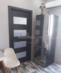 公寓 3-комн 53 m² - 佩特拉梅利什维利, Batumi
