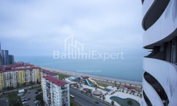 公寓 28 平方米的公寓 - 优素福·科巴拉泽, Batumi, 佐治亚州。