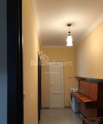 公寓 3-комн 68 m² - 大卫·阿格马谢内布利, Batumi